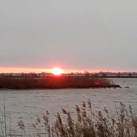 Kleine Vliet Bed & Breakfast 4*